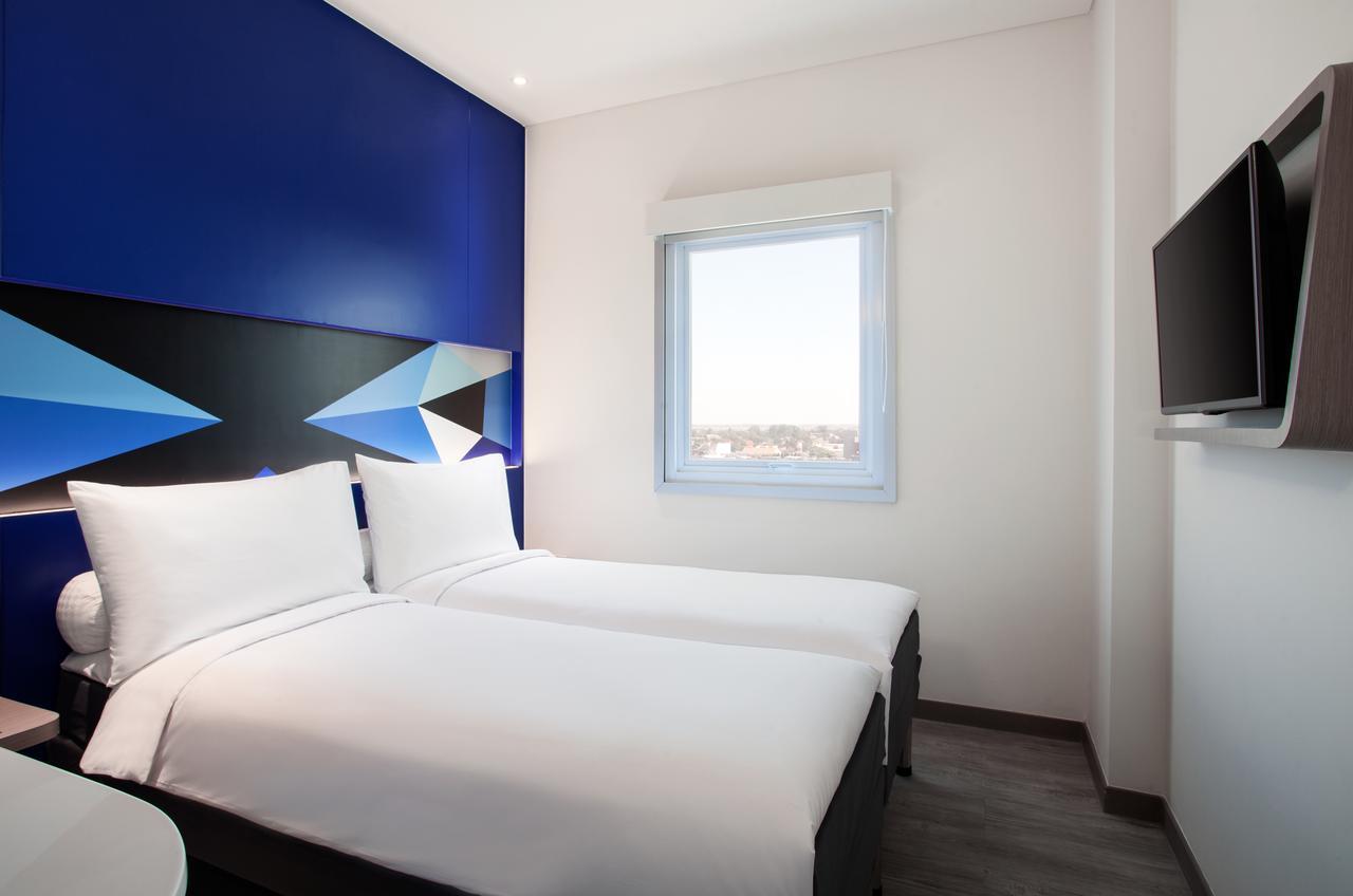 Ibis Budget Cirebon Exteriér fotografie