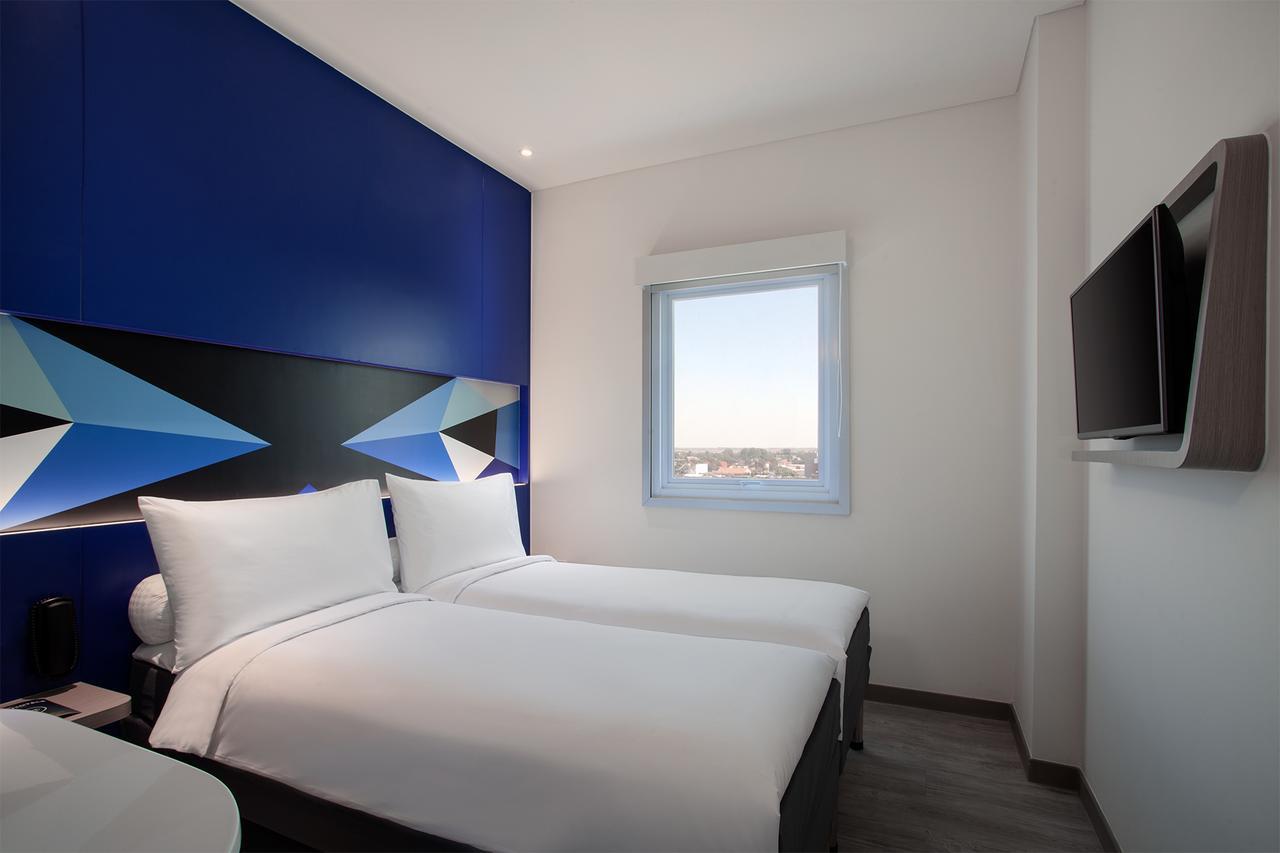 Ibis Budget Cirebon Exteriér fotografie